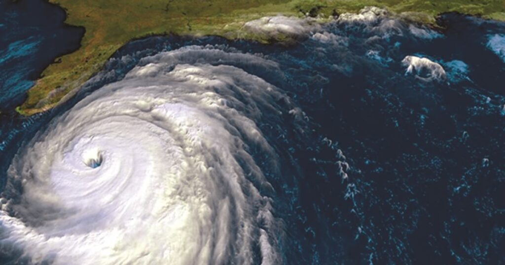 Mơ Thấy Mưa Bão Và Các Con Số May Mắn Tại Lô Đề Hit Club